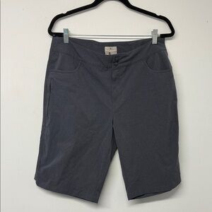 Royal Robbins Charcoal Flat Front Shorts Gray size 12